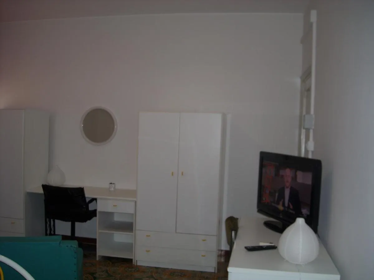 Giovannixxlll B&B CTA Frühstückspension
